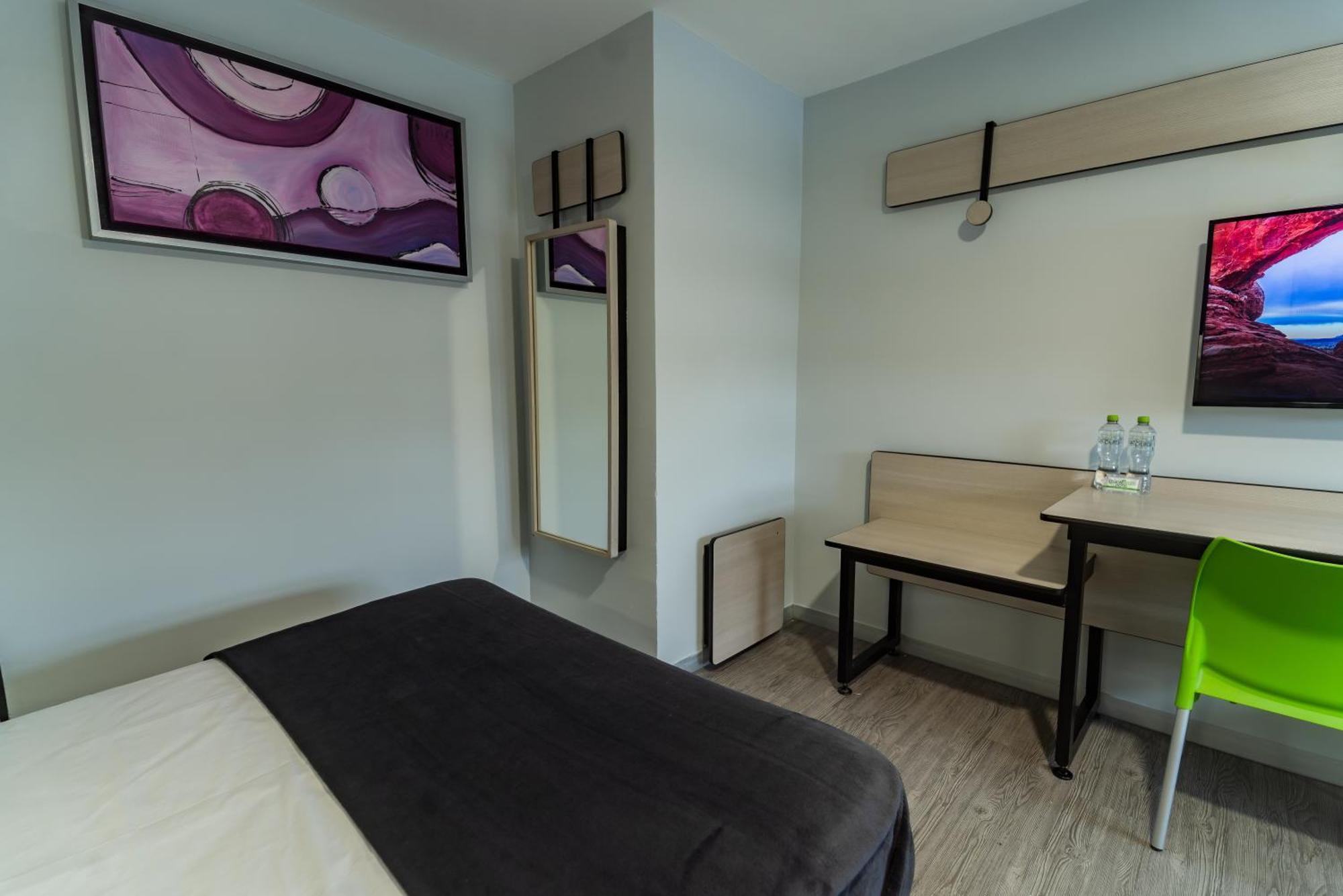 Hotel Lemon Green -Zona Expo Frente Al Centro De Convenciones Γκουανταλαχάρα Εξωτερικό φωτογραφία