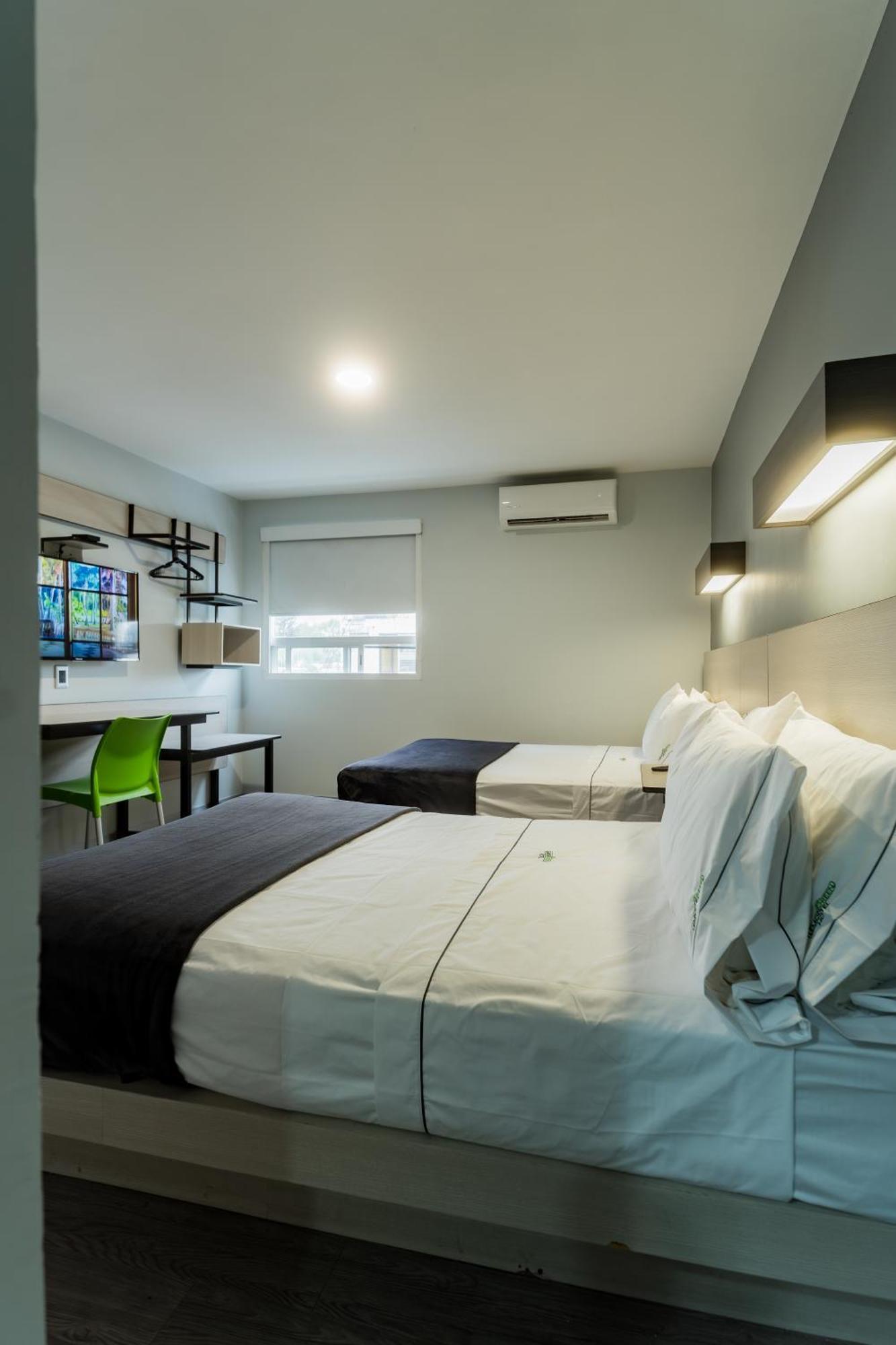 Hotel Lemon Green -Zona Expo Frente Al Centro De Convenciones Γκουανταλαχάρα Εξωτερικό φωτογραφία