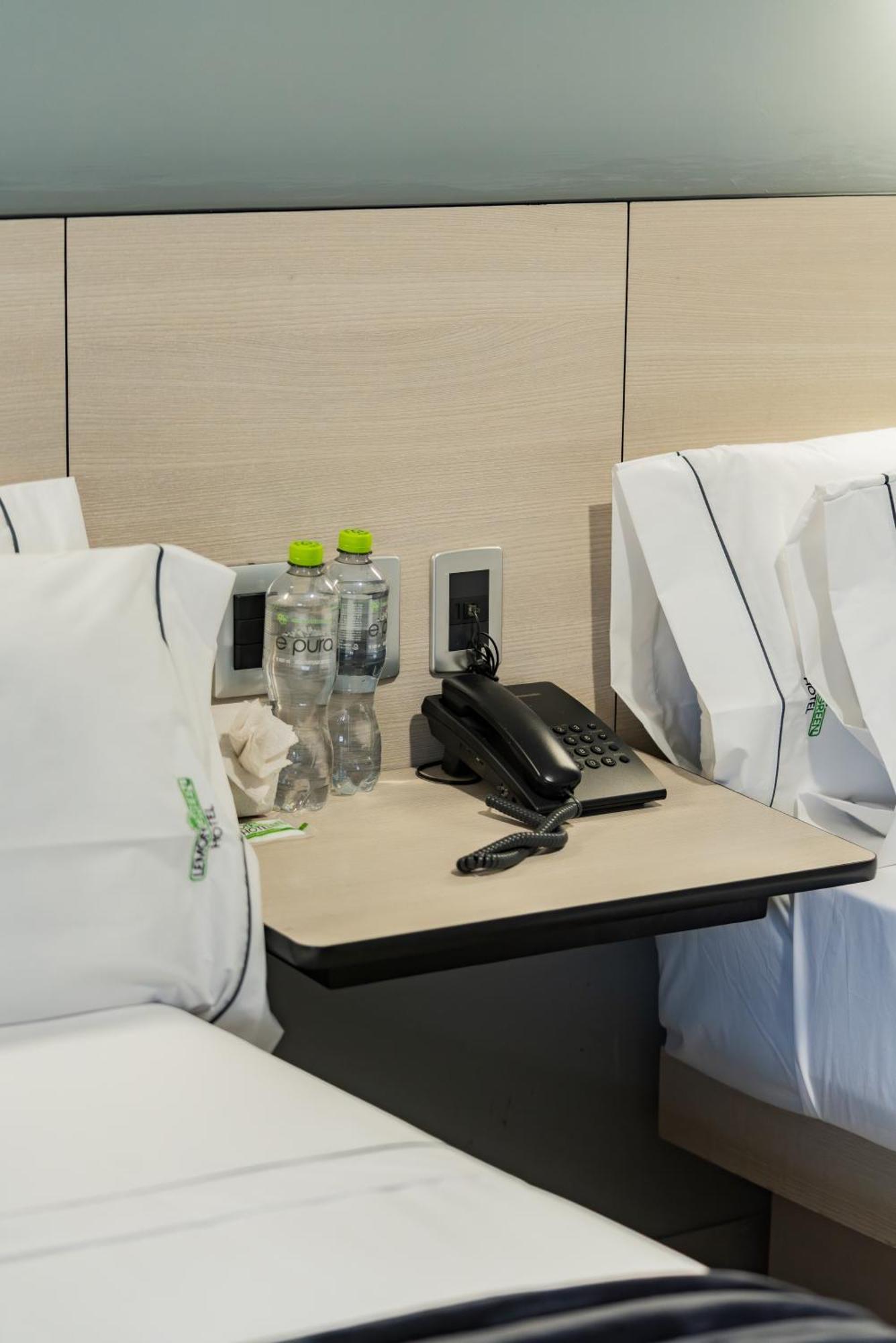 Hotel Lemon Green -Zona Expo Frente Al Centro De Convenciones Γκουανταλαχάρα Εξωτερικό φωτογραφία