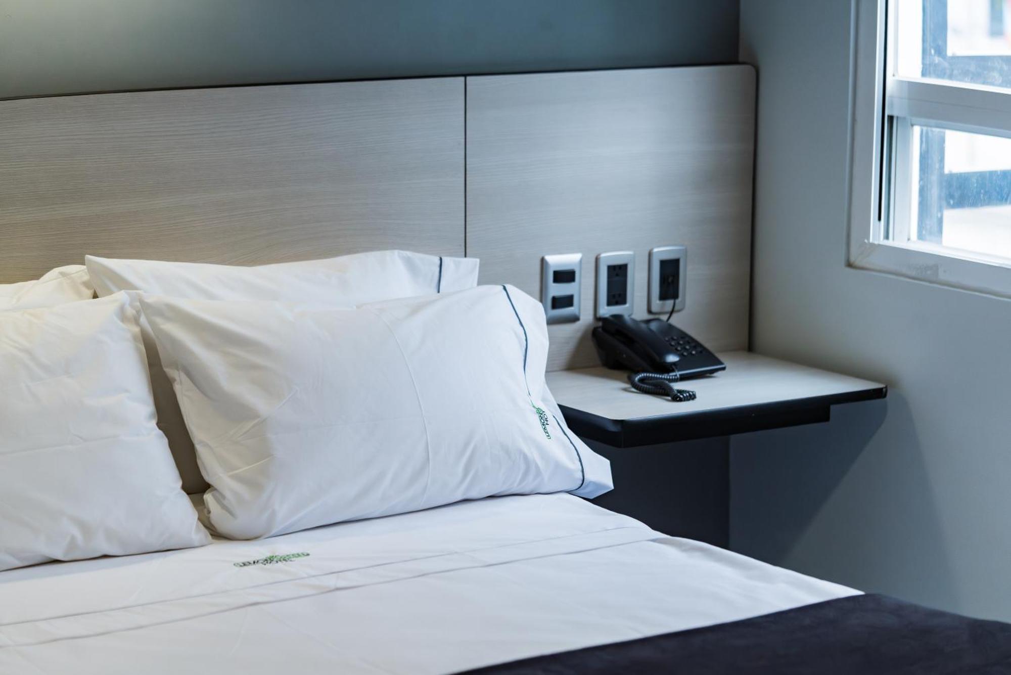 Hotel Lemon Green -Zona Expo Frente Al Centro De Convenciones Γκουανταλαχάρα Εξωτερικό φωτογραφία