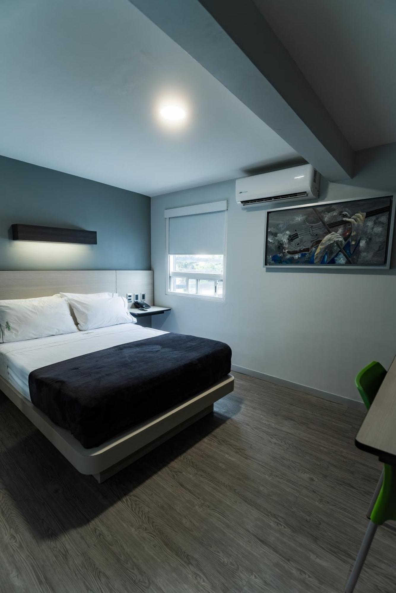 Hotel Lemon Green -Zona Expo Frente Al Centro De Convenciones Γκουανταλαχάρα Εξωτερικό φωτογραφία