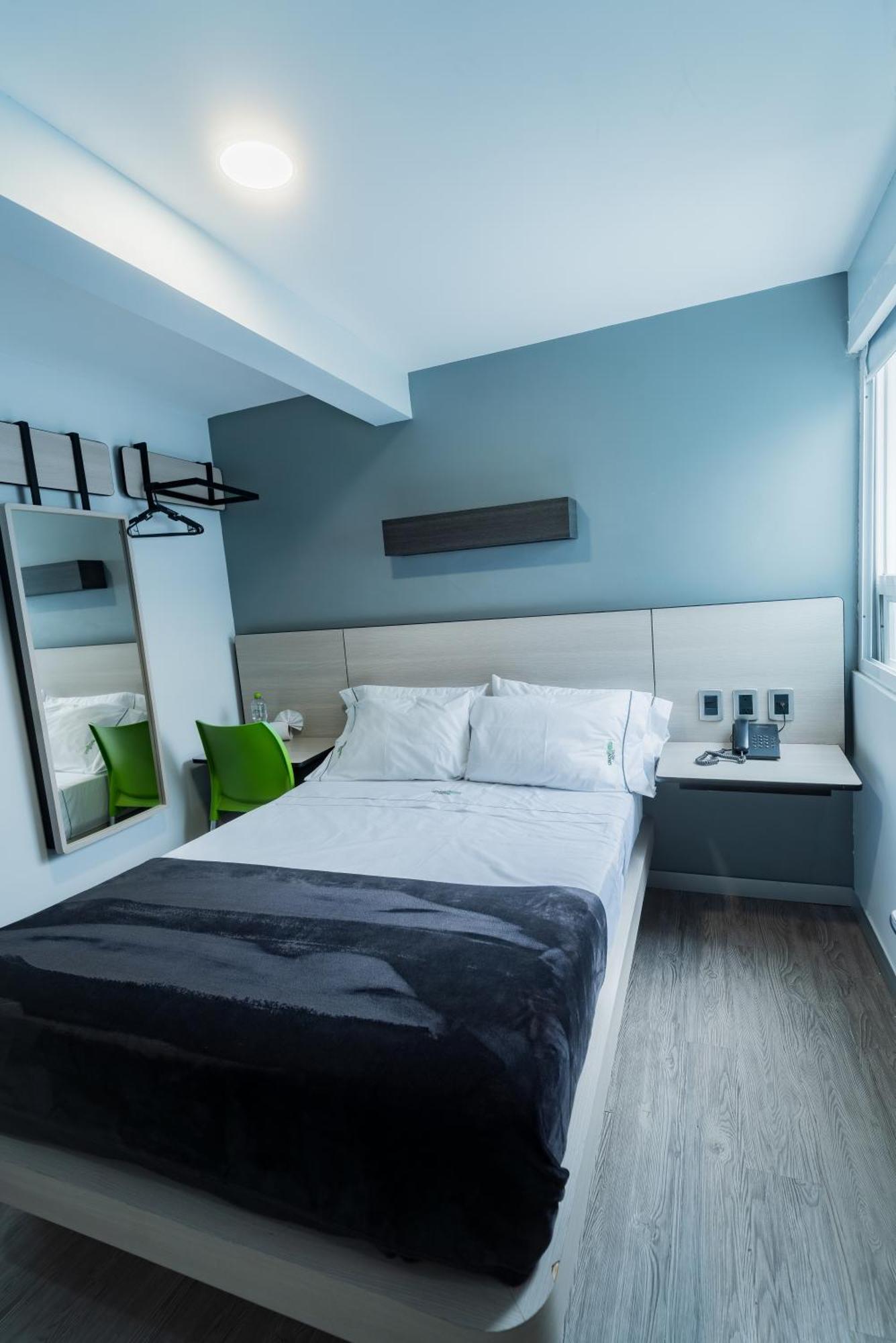 Hotel Lemon Green -Zona Expo Frente Al Centro De Convenciones Γκουανταλαχάρα Εξωτερικό φωτογραφία