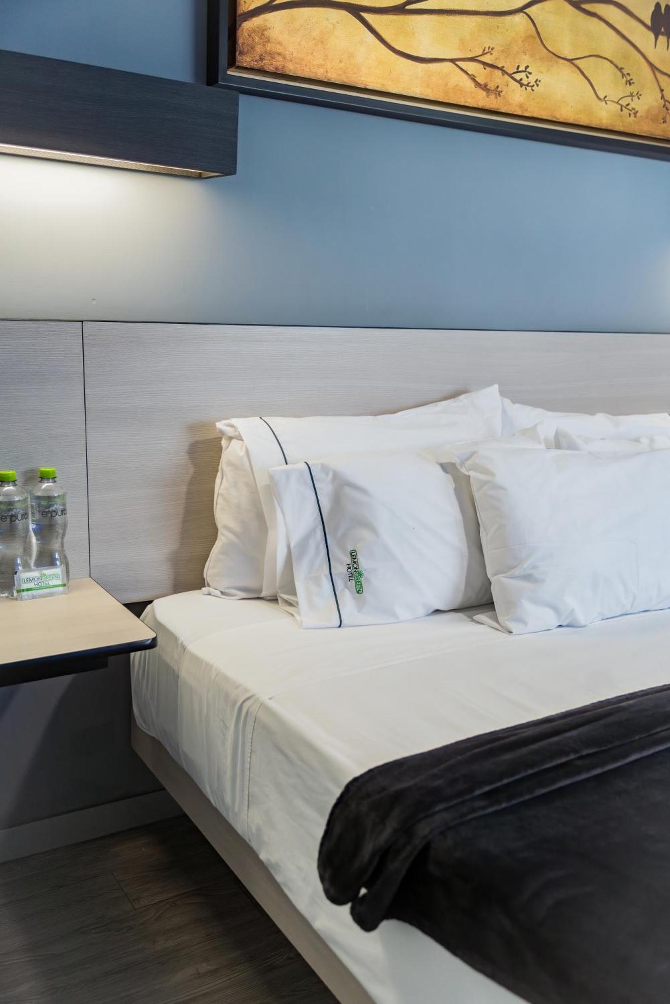 Hotel Lemon Green -Zona Expo Frente Al Centro De Convenciones Γκουανταλαχάρα Εξωτερικό φωτογραφία