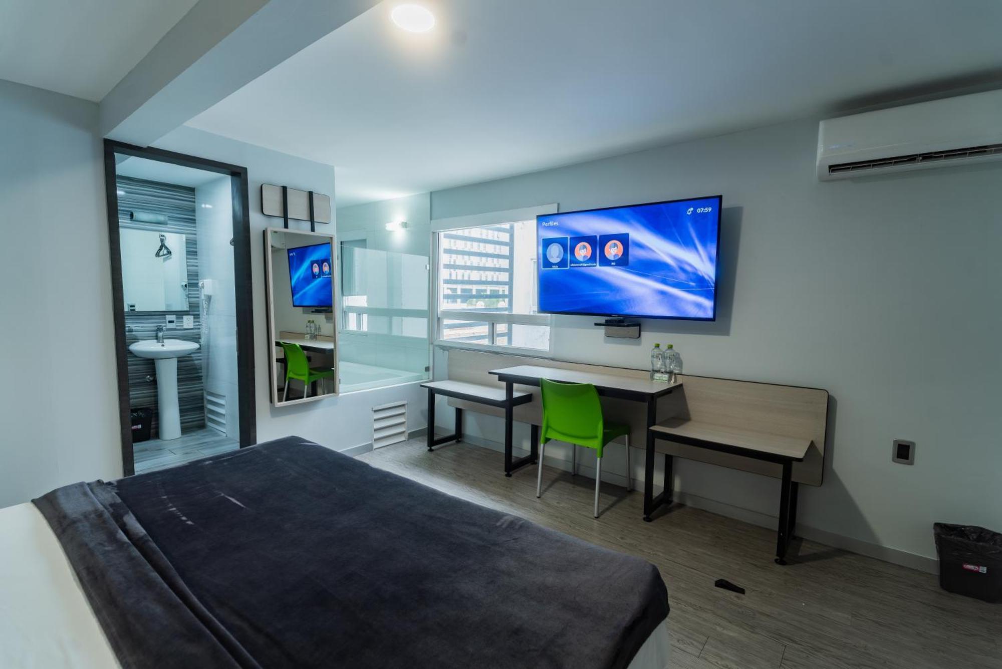 Hotel Lemon Green -Zona Expo Frente Al Centro De Convenciones Γκουανταλαχάρα Εξωτερικό φωτογραφία
